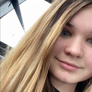 Meet your Posher, Riley